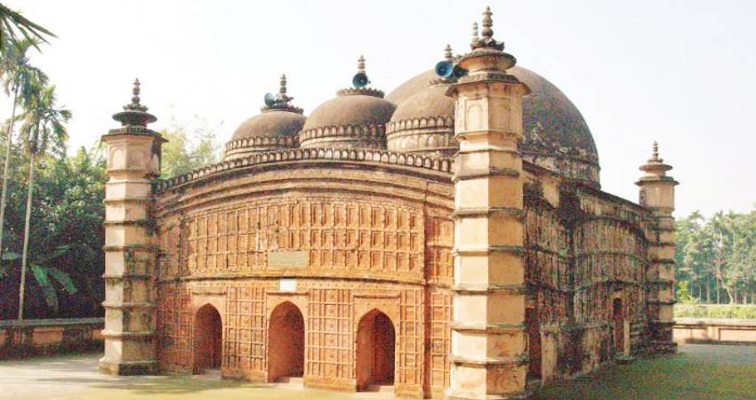 ঢাকার কাছেই ইতিহাস ও প্রকৃতি : ঘুরে আসুন ঐতিহ্যবাহী টাঙ্গাইল ob 1784438567